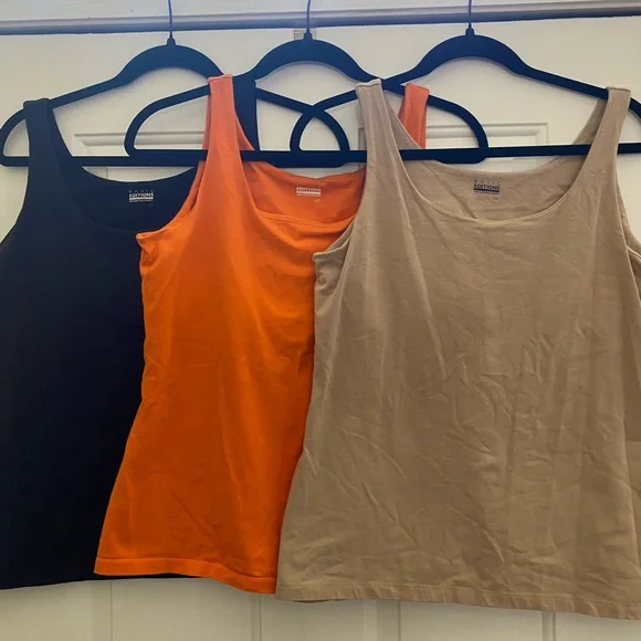 💖3/$30💖 Women's Sleeveless Tops with built in bra - Black, Orange, and Tan - Picture 2 of 3